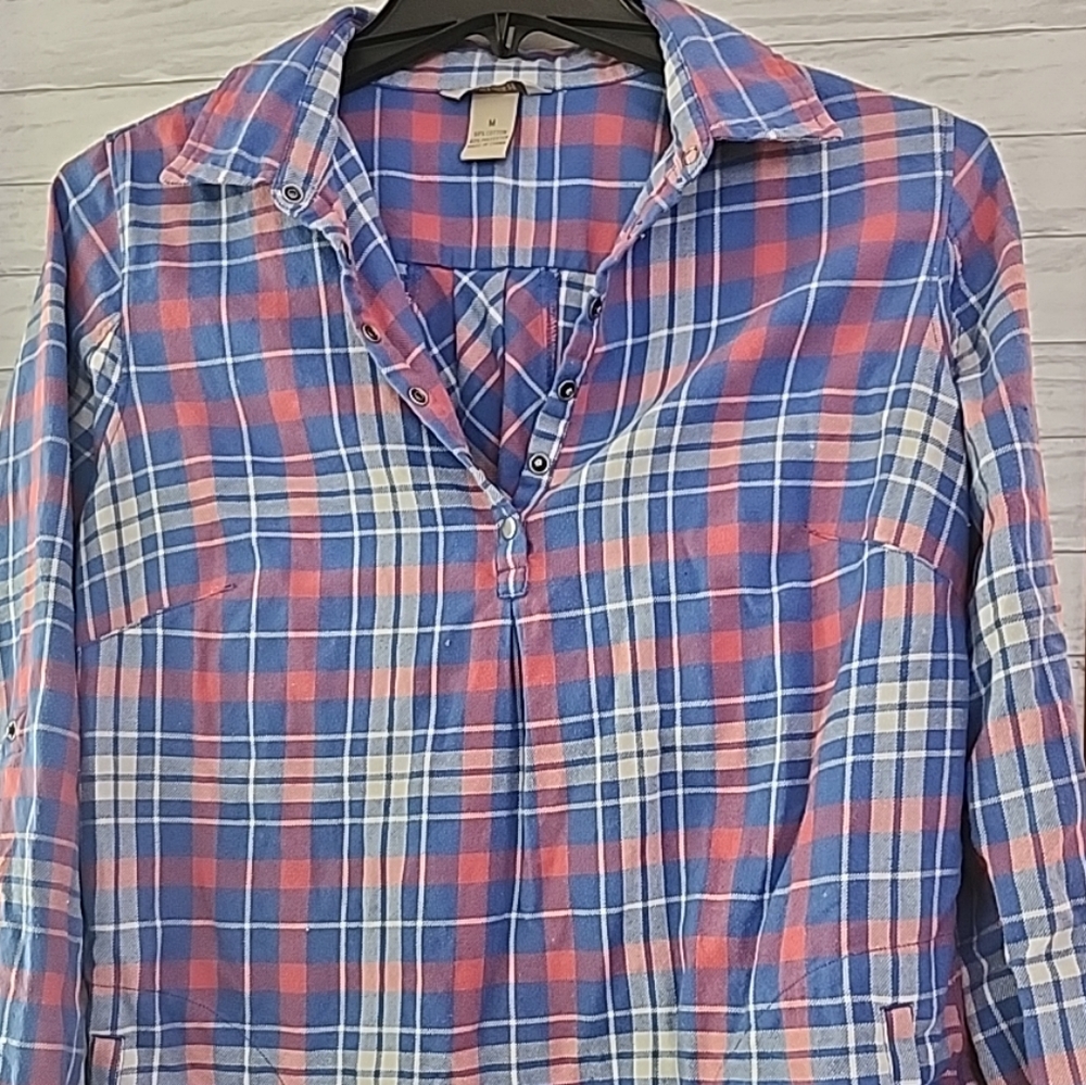 Duluth Flannel Pocket Tunic Top Women’s Size M Snap Front Pullover Plaid Classic